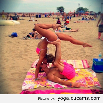 Yoga Pantyhose Screaming by yoga.cucams.com